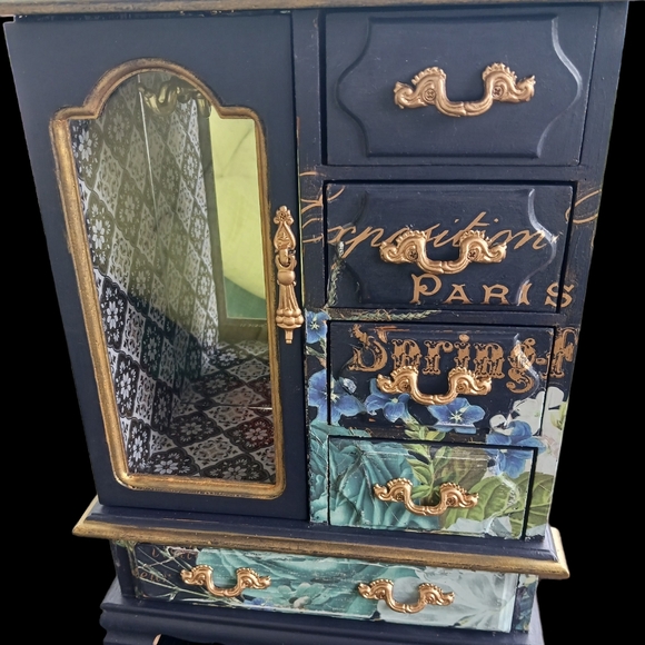 Meet your Posher, Melinda - Picture 1 of 1